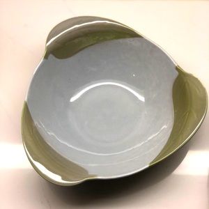 MCM Canonsburg WIllard George Flight Leaf 9-1/2" Bowl *